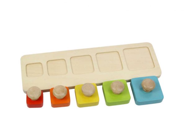Size and Colour Matching Peg Board